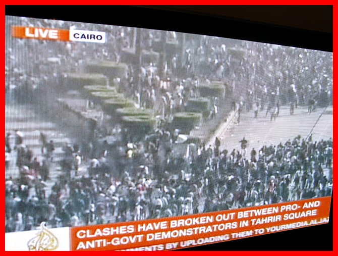 clashes in Cairo Tahrir Square 2.2.2011