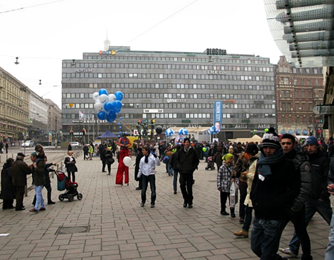 the bustle of parliamentary elections in Finland by BLOGitse