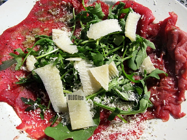 beef carpaccio under the Tuscan sun by BLOGitse