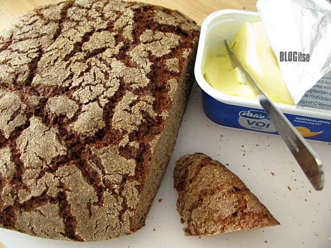 rye bread and butter by BLOGitse