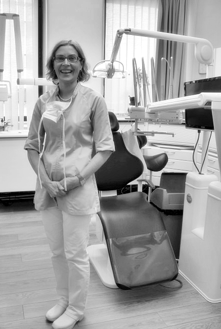 Anneli, my dentist by BLOGitse