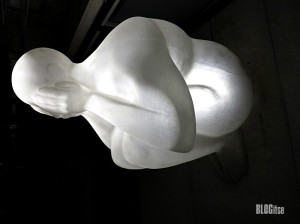 Jaume Plensa's art for 'contrast and focus' by BLOGitse